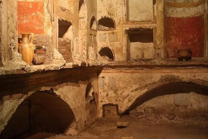 Vatican Underground Tour: Discover St. Peter’s Tomb Beneath the Basilica